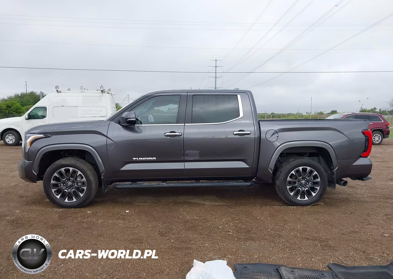 2025 Toyota Tundra Limited VIN:5TFJA5DB8SX281257 - 14