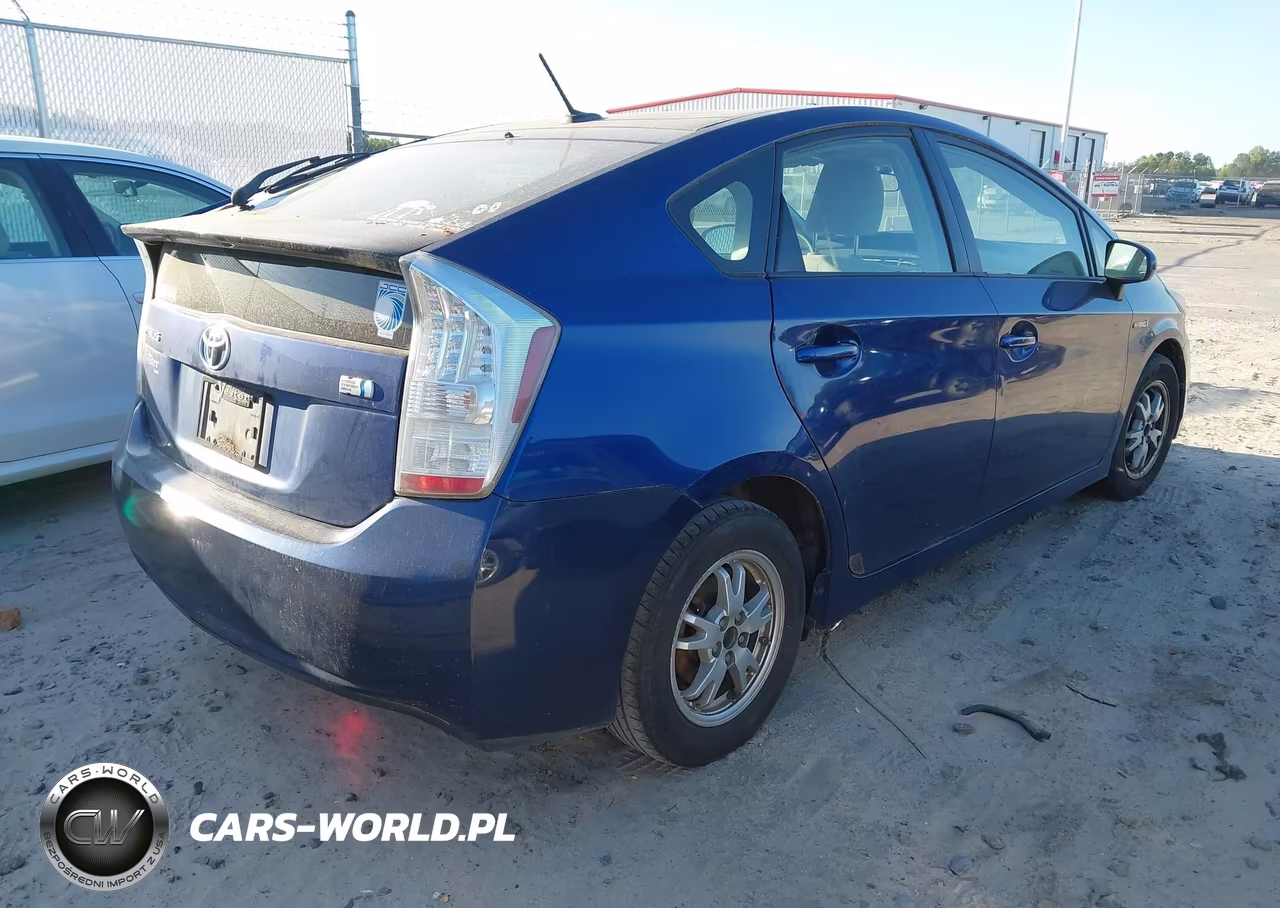2010 Toyota Prius Iii VIN:JTDKN3DU5A0120631 - 4