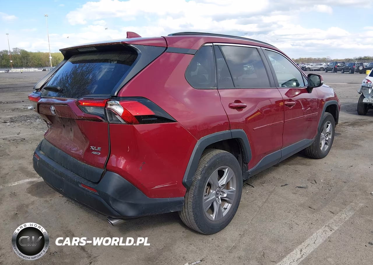 2022 Toyota Rav4 Xle VIN:2T3P1RFV4NW311338 - 4