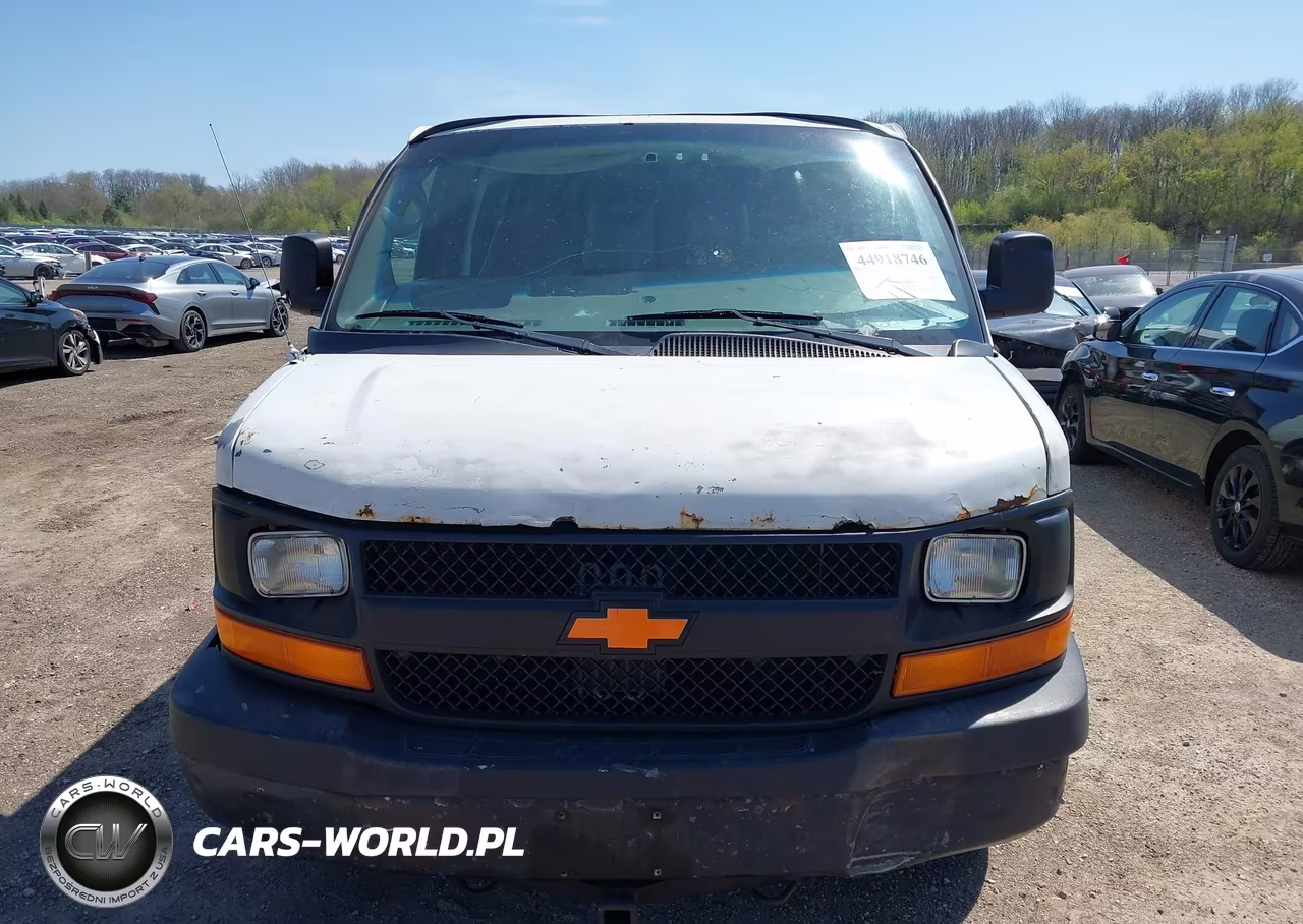 2010 Chevrolet Express 3500 Work Van VIN:1GC2GUBG0A1182137 - 12