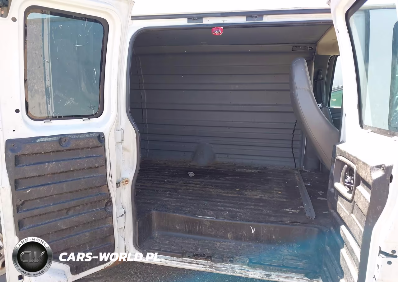 2010 Chevrolet Express 3500 Work Van VIN:1GC2GUBG0A1182137 - 8