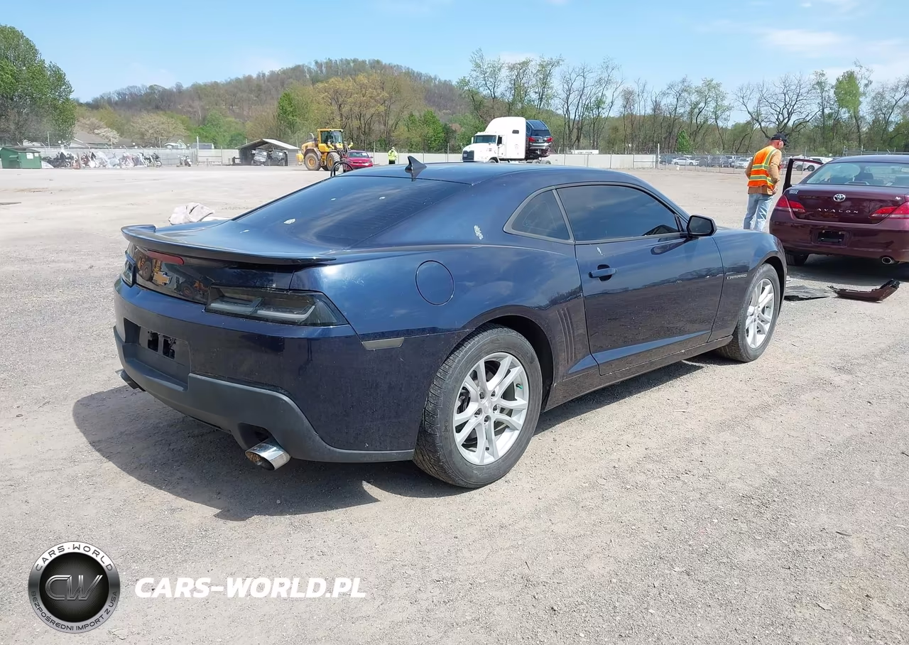 2015 Chevrolet Camaro 2Ls VIN:2G1FB1E3XF9254318 - 4