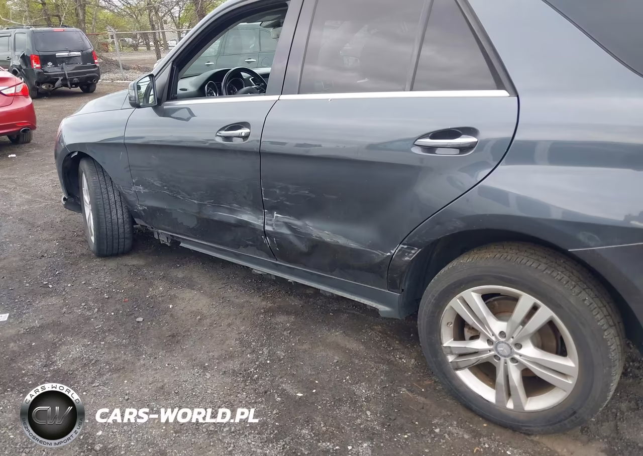 2015 Mercedes-Benz Ml 350 4Matic VIN:4JGDA5HB0FA581452 - 6