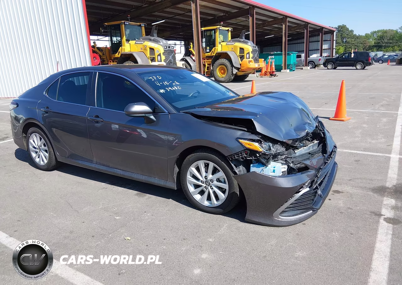 2021 Toyota Camry Le