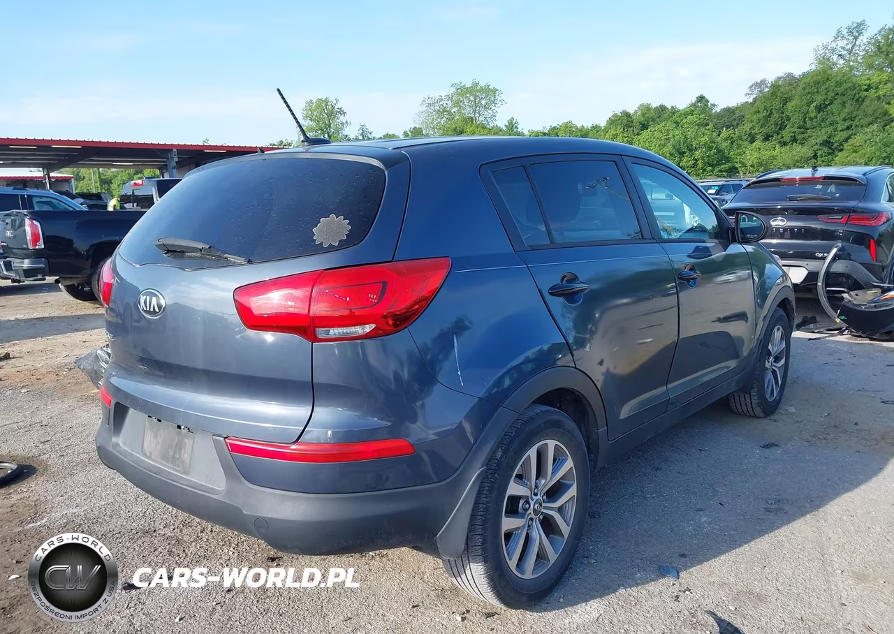 2016 Kia Sportage Lx VIN:KNDPB3AC8G7857008 - 4
