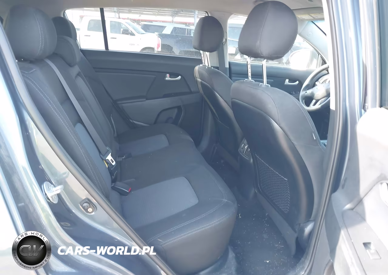 2016 Kia Sportage Lx VIN:KNDPB3AC8G7857008 - 8