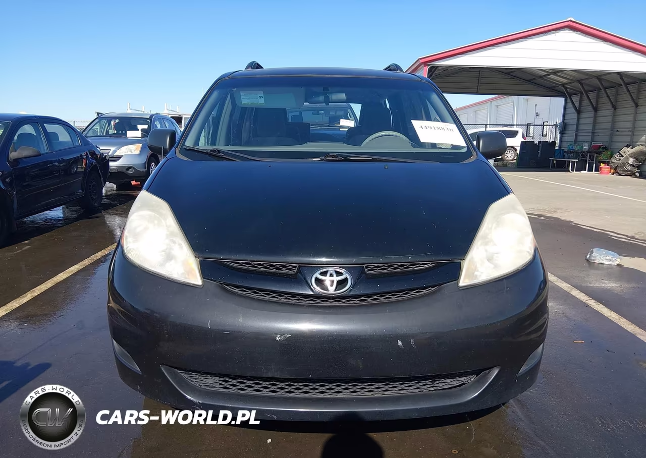2010 Toyota Sienna Le VIN:5TDKK4CC1AS315825 - 12