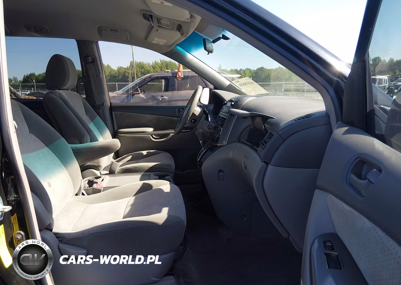 2010 Toyota Sienna Le VIN:5TDKK4CC1AS315825 - 5