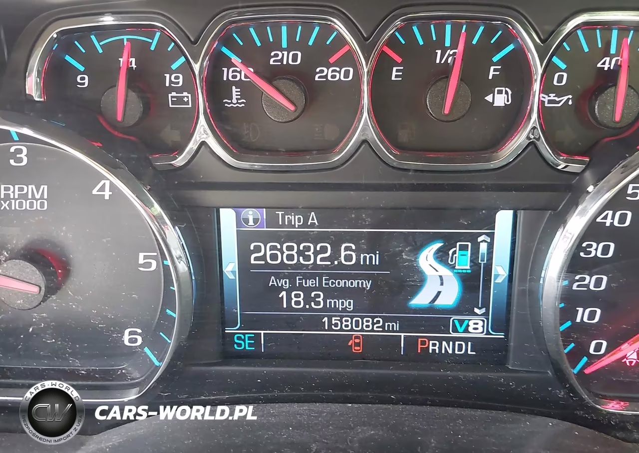 2018 Chevrolet Suburban Ls VIN:1GNSCGECXJR176196 - 16