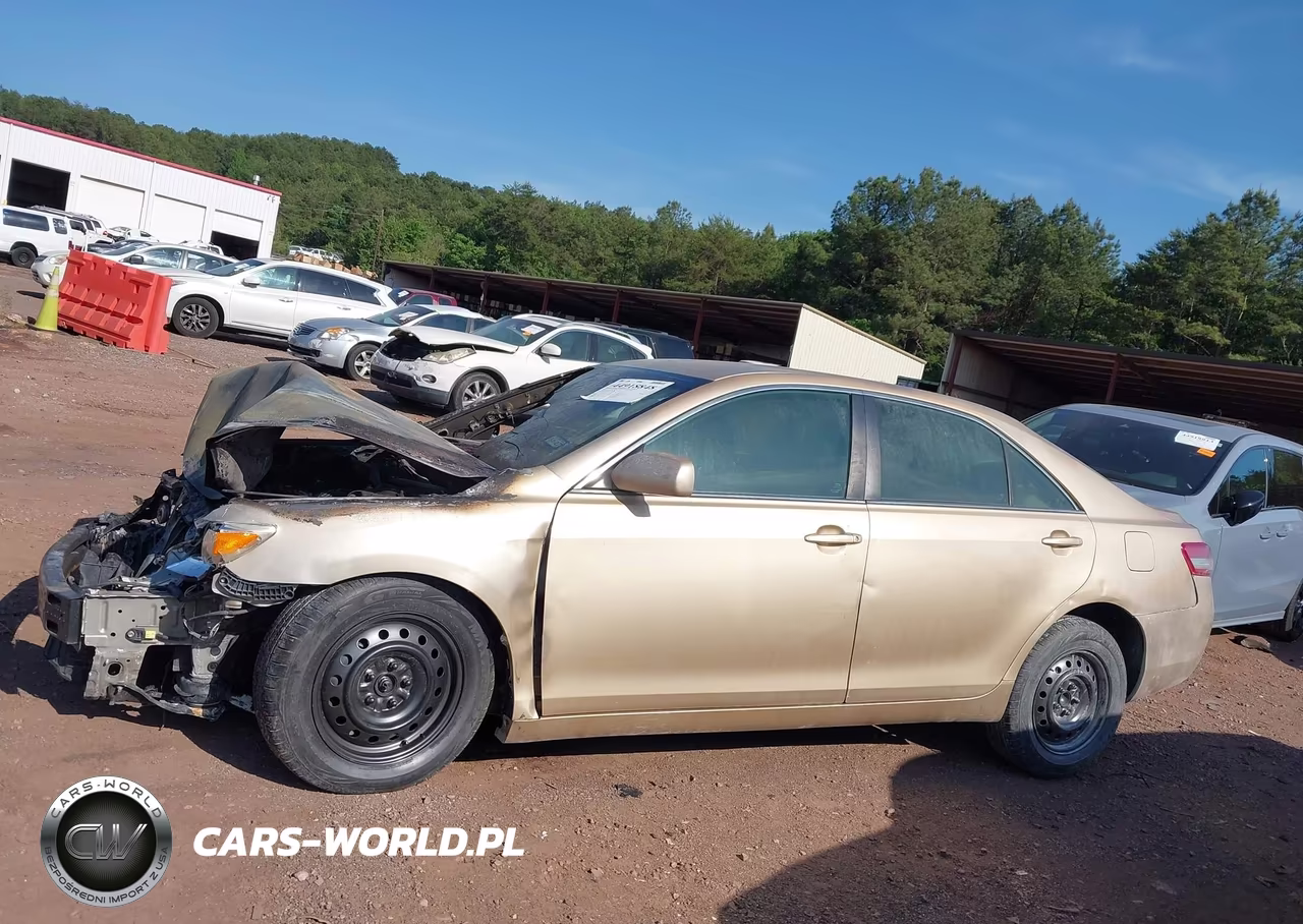 2010 Toyota Camry Le VIN:4T1BF3EK8AU025849 - 15