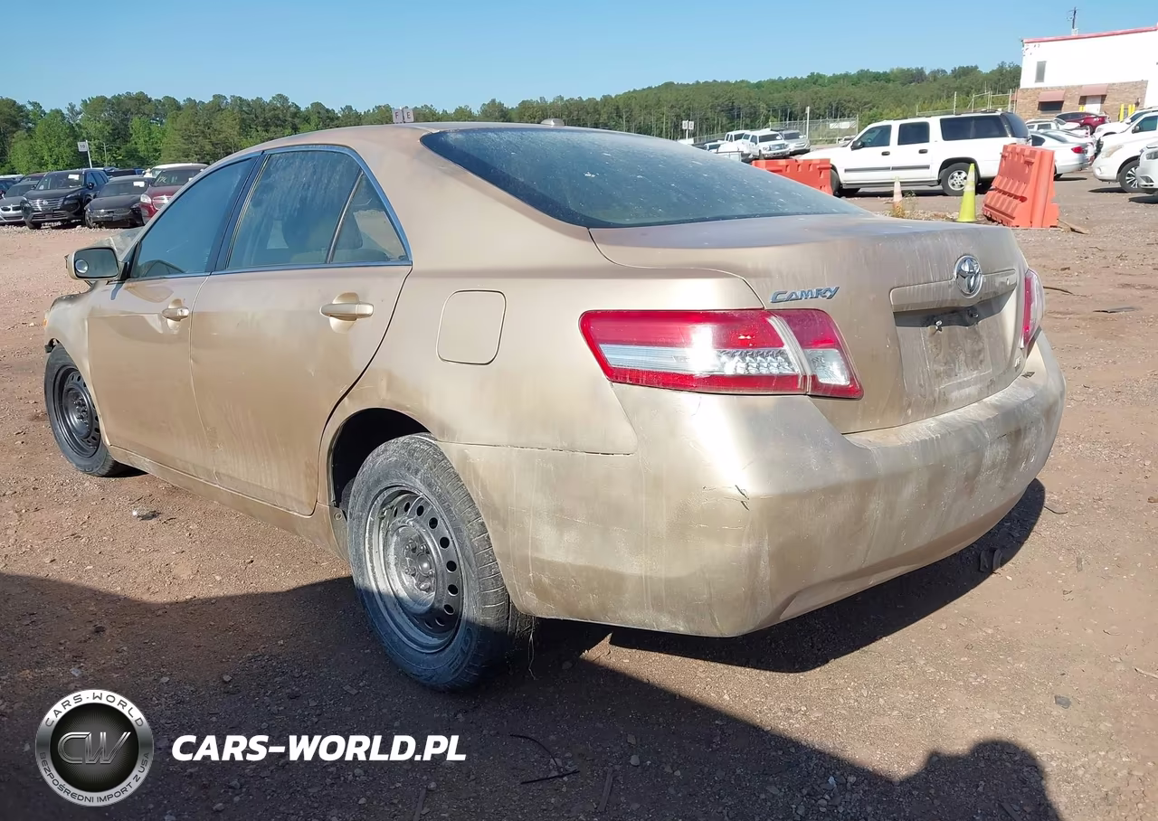 2010 Toyota Camry Le VIN:4T1BF3EK8AU025849 - 3