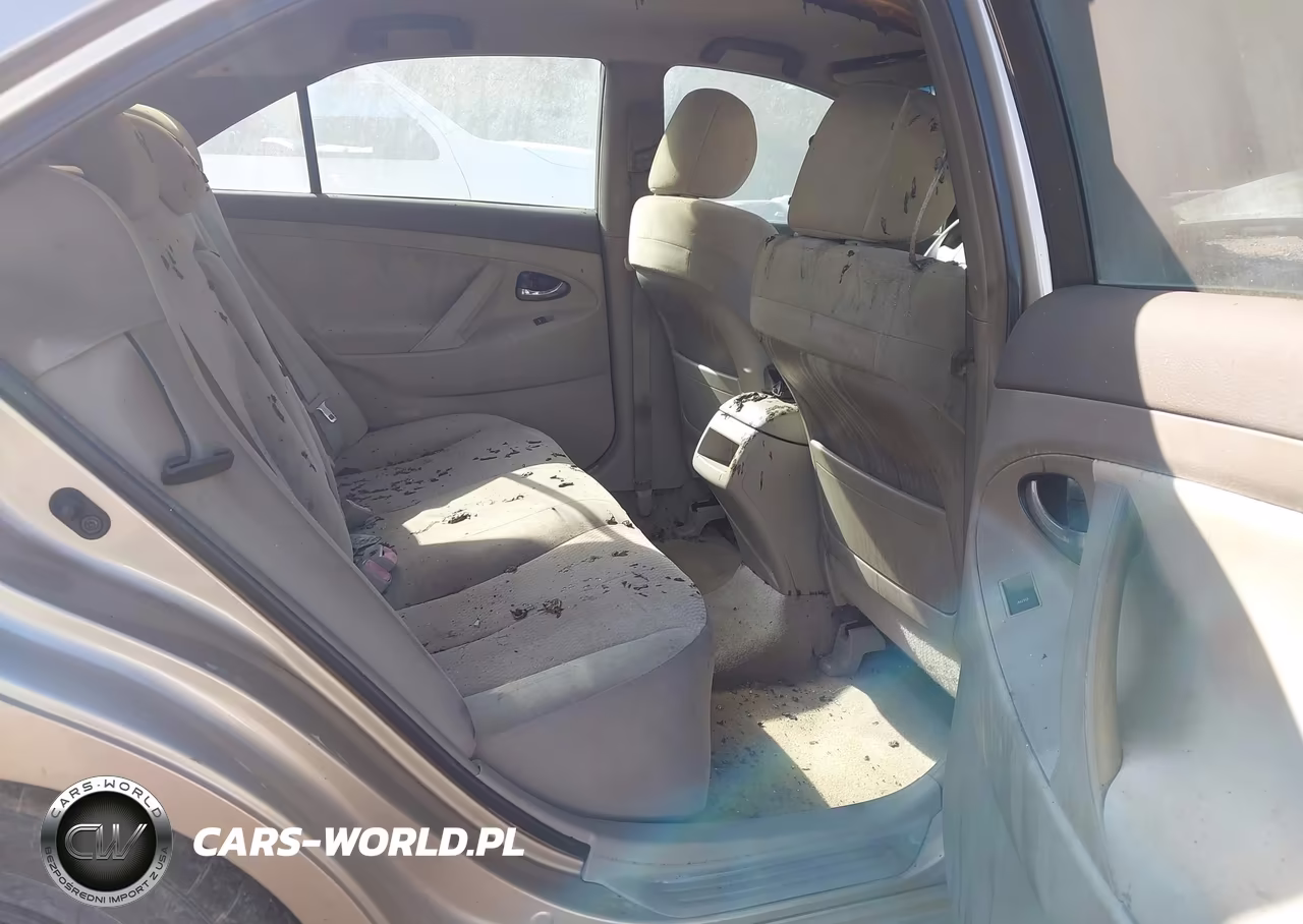 2010 Toyota Camry Le VIN:4T1BF3EK8AU025849 - 8