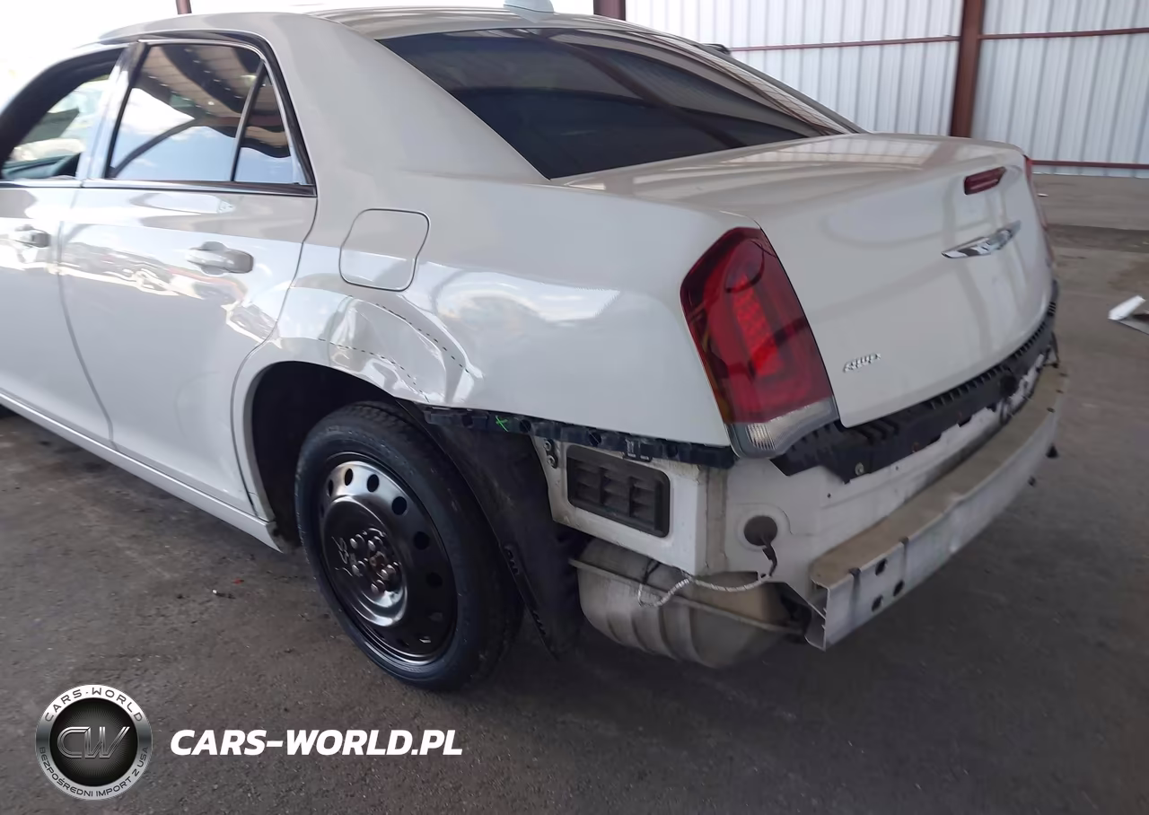 2016 Chrysler 300 300S VIN:2C3CCAGG4GH136364 - 19