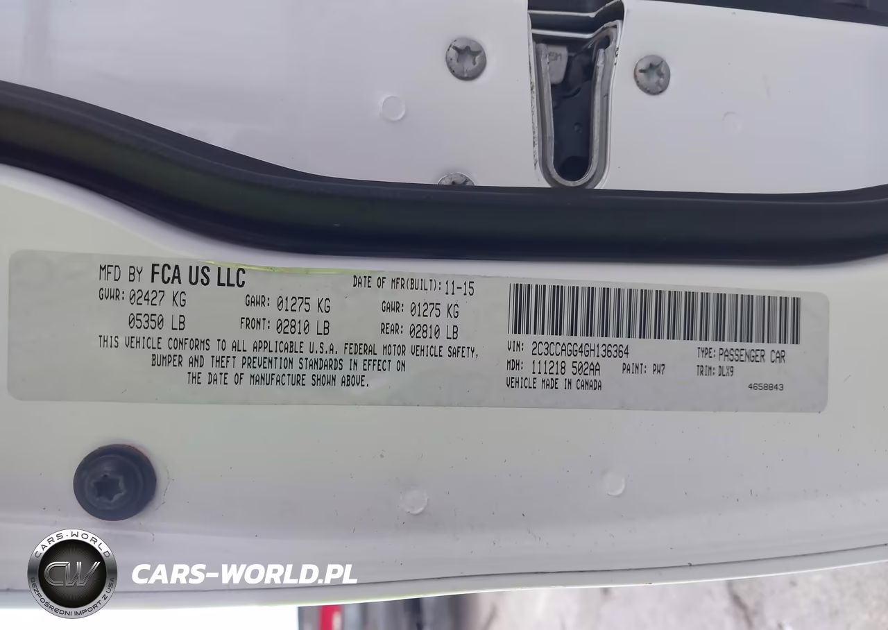 2016 Chrysler 300 300S VIN:2C3CCAGG4GH136364 - 9