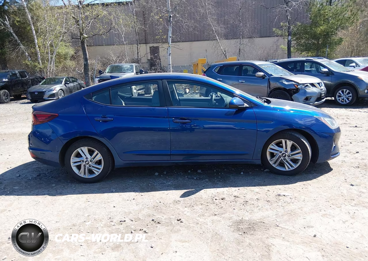 2020 Hyundai Elantra Sel VIN:5NPD84LF4LH572634 - 13