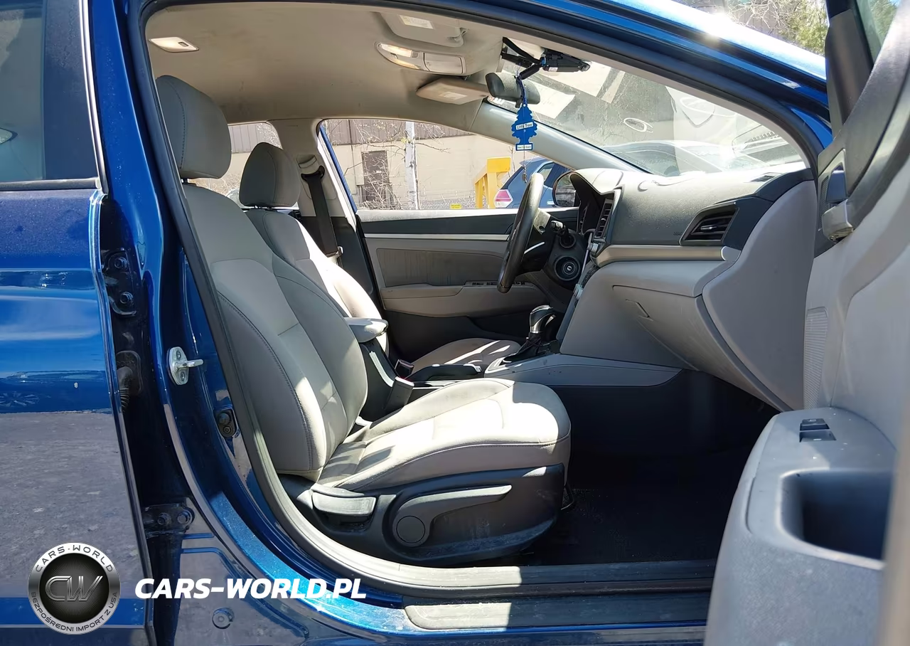 2020 Hyundai Elantra Sel VIN:5NPD84LF4LH572634 - 5