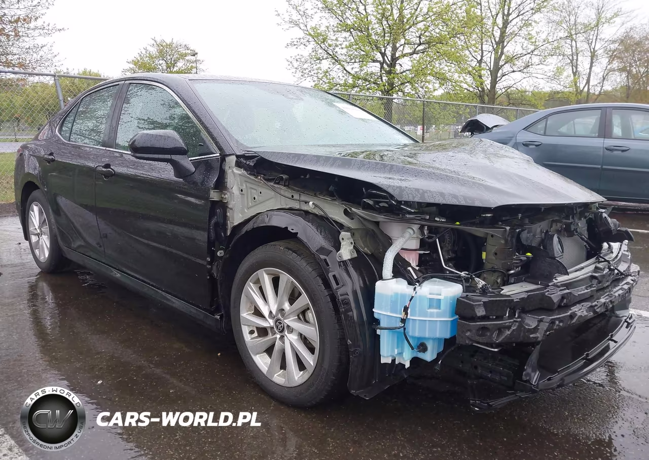 2023 Toyota Camry Le – zdjęcie 1 z 16