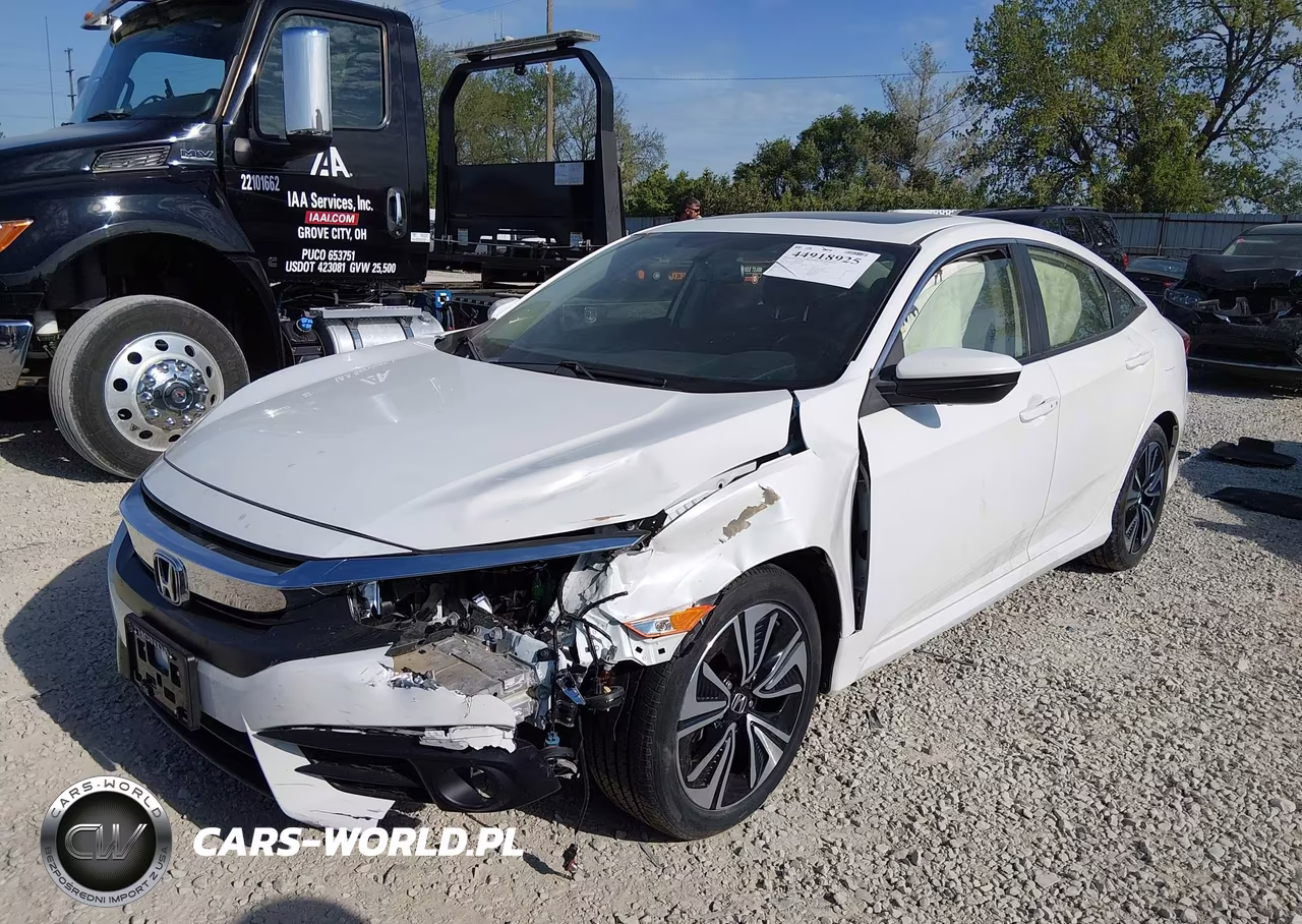 2018 Honda Civic Ex-L VIN:JHMFC1F70JX032319 - 2