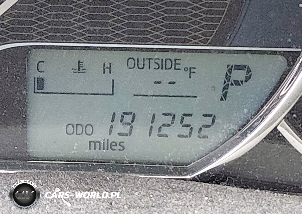 2016 Toyota Corolla Le VIN:5YFBURHE4GP565448 - 16