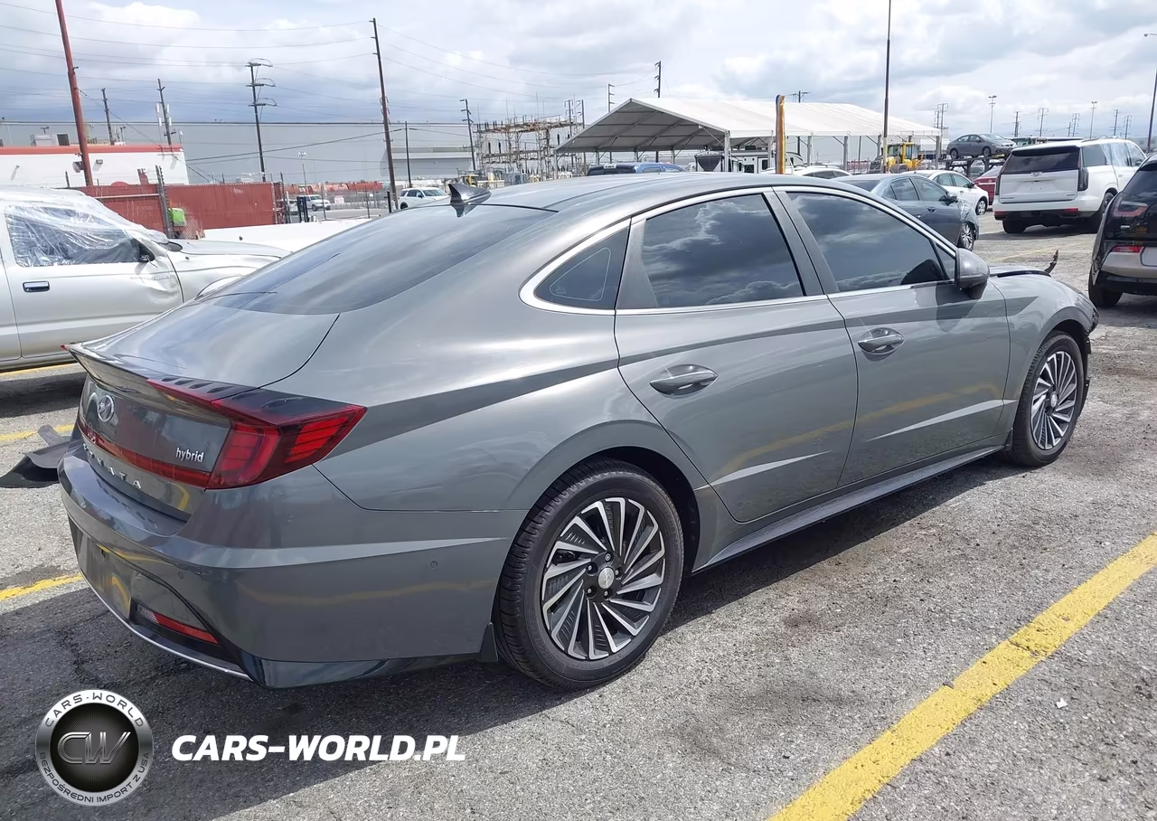 2023 Hyundai Sonata Hybrid Limited VIN:KMHL54JJ4PA055824 - 4