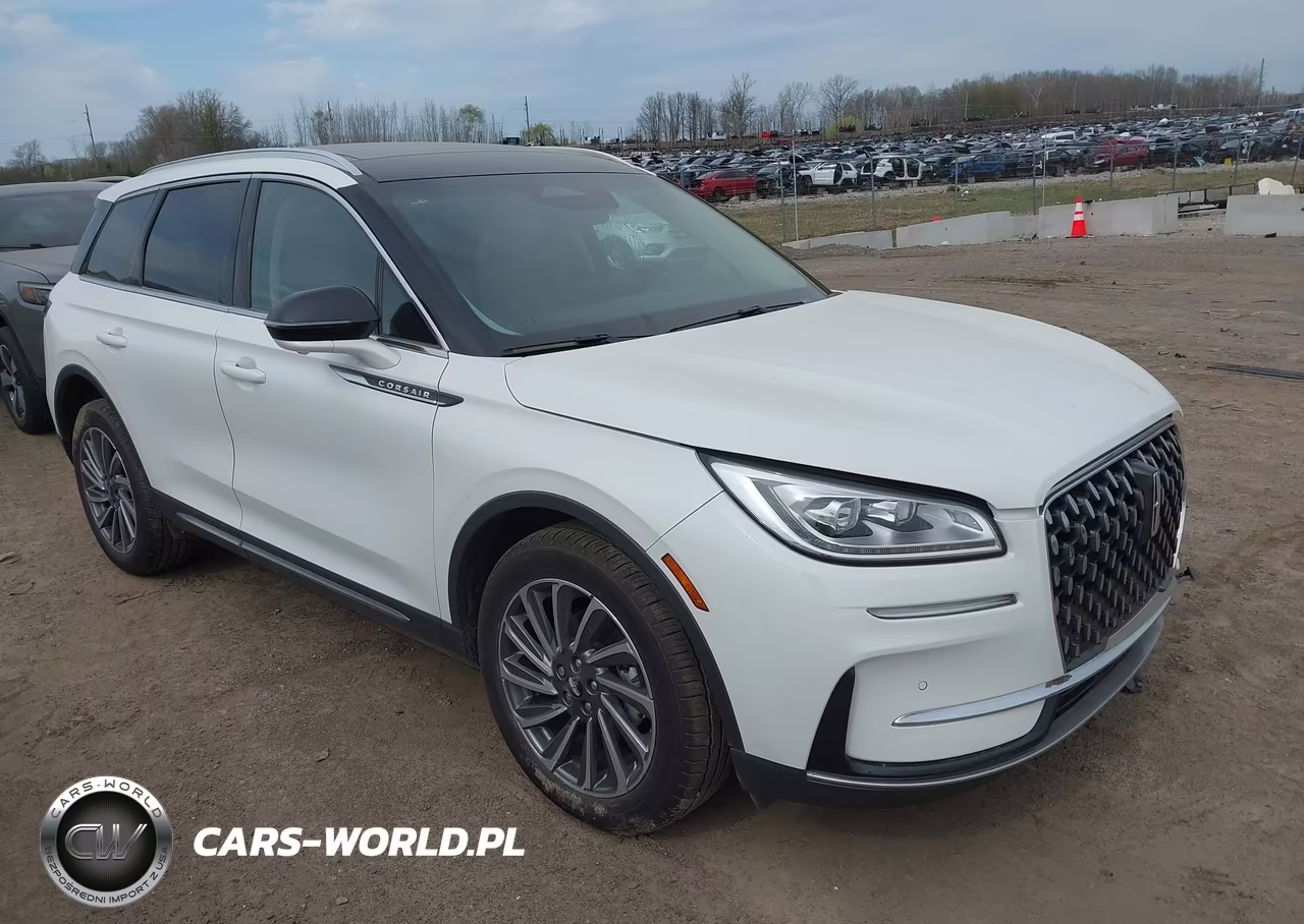 2023 Lincoln Corsair Reserve – zdjęcie 1 z 17