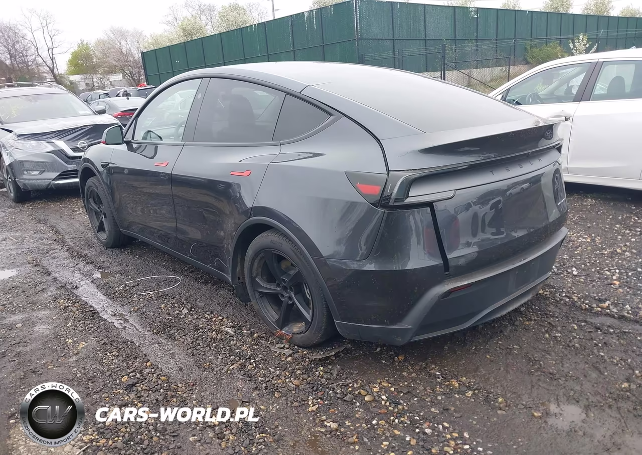 2026 Tesla Model Y All-Wheel Drive-Long Range Launch Series-Premium All-Wheel Drive VIN:7SAYGDEE3TA386686 - 3
