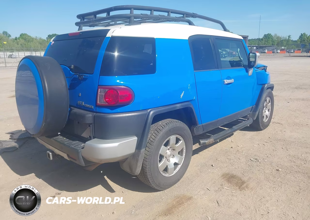 2008 Toyota Fj Cruiser VIN:JTEZU11F58K002908 - 4