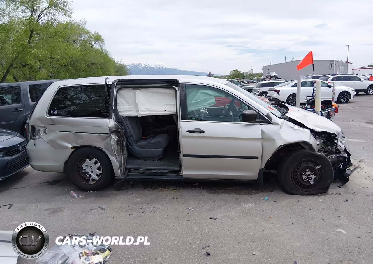 2007 Honda Odyssey Lx VIN:5FNRL38207B112069 - 14