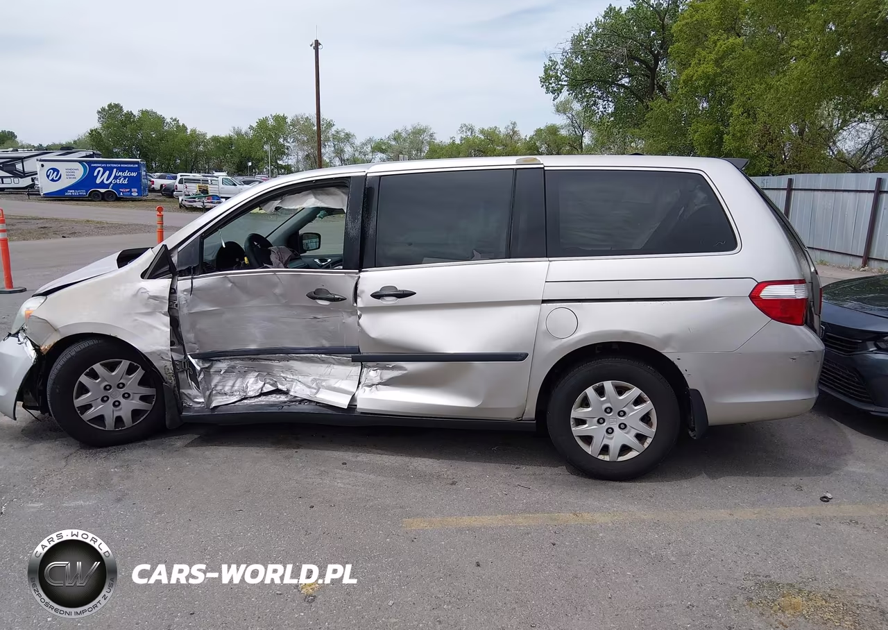 2007 Honda Odyssey Lx VIN:5FNRL38207B112069 - 15