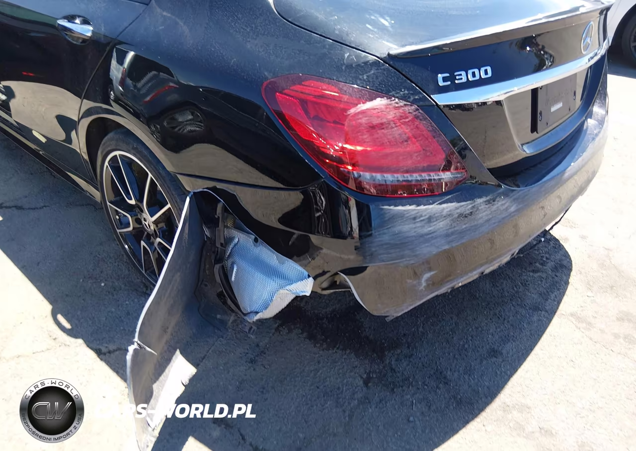 2021 Mercedes-Benz C 300 Sedan VIN:W1KWF8DB6MR613475 - 18