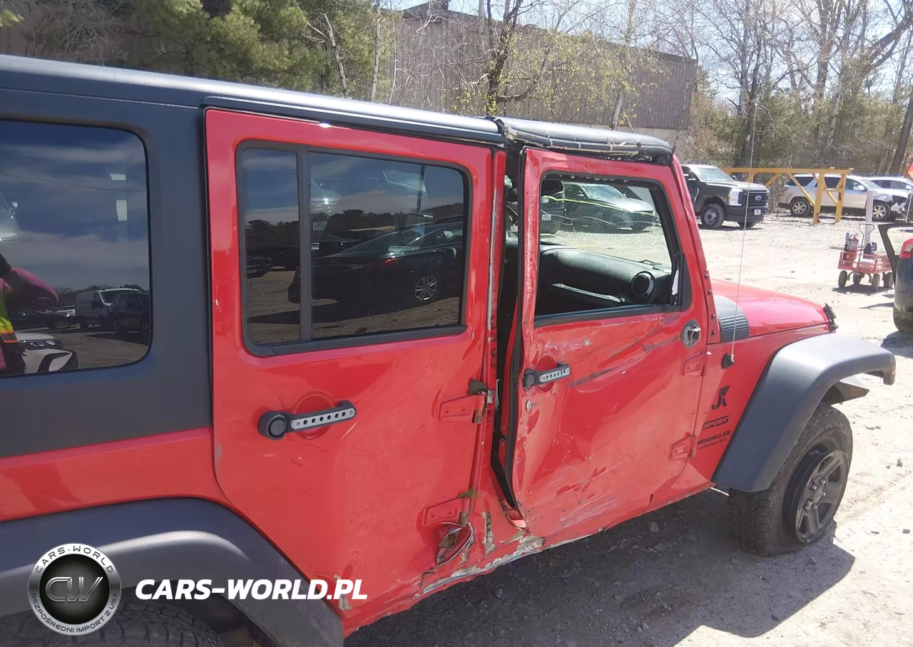 2016 Jeep Wrangler Unlimited Sport VIN:1C4BJWDG8GL190235 - 6