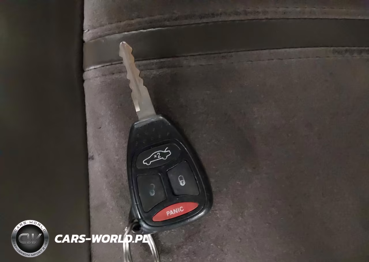 2006 Jeep Grand Cherokee Overland VIN:1J8HR68286C331460 - 11