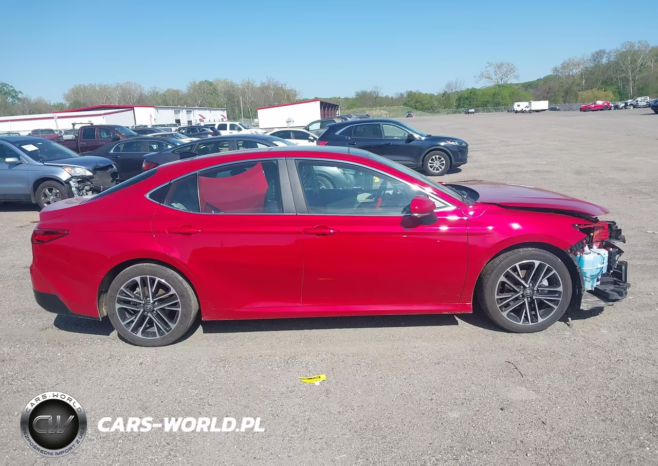 2026 Toyota Camry Xle VIN:4T1DAACK3TU238256 - 14