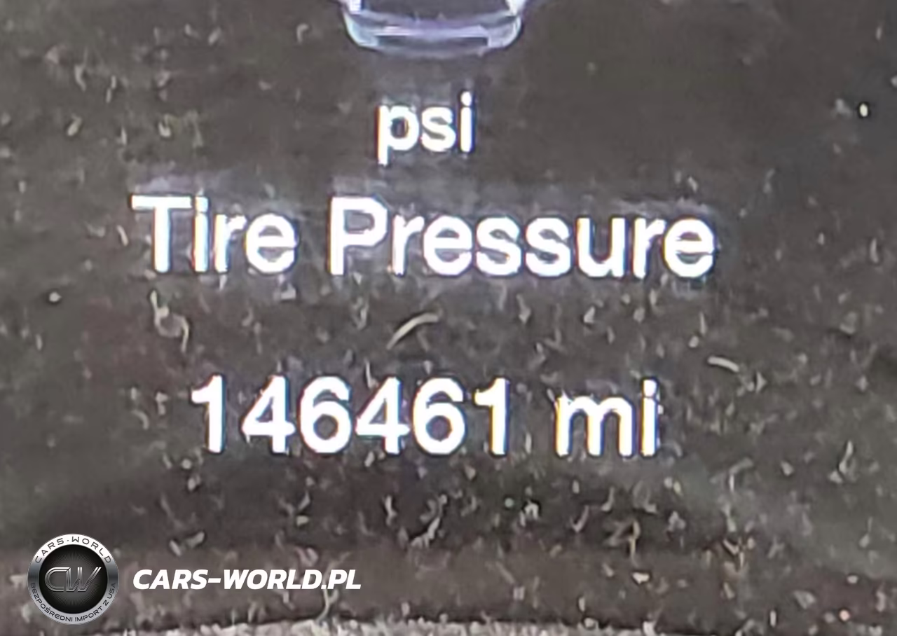 2018 Jeep Grand Cherokee Altitude 4X4 VIN:1C4RJFAG7JC503091 - 16