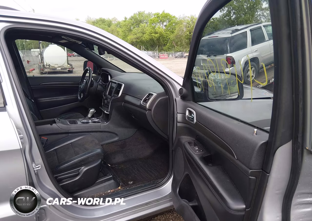 2018 Jeep Grand Cherokee Altitude 4X4 VIN:1C4RJFAG7JC503091 - 5