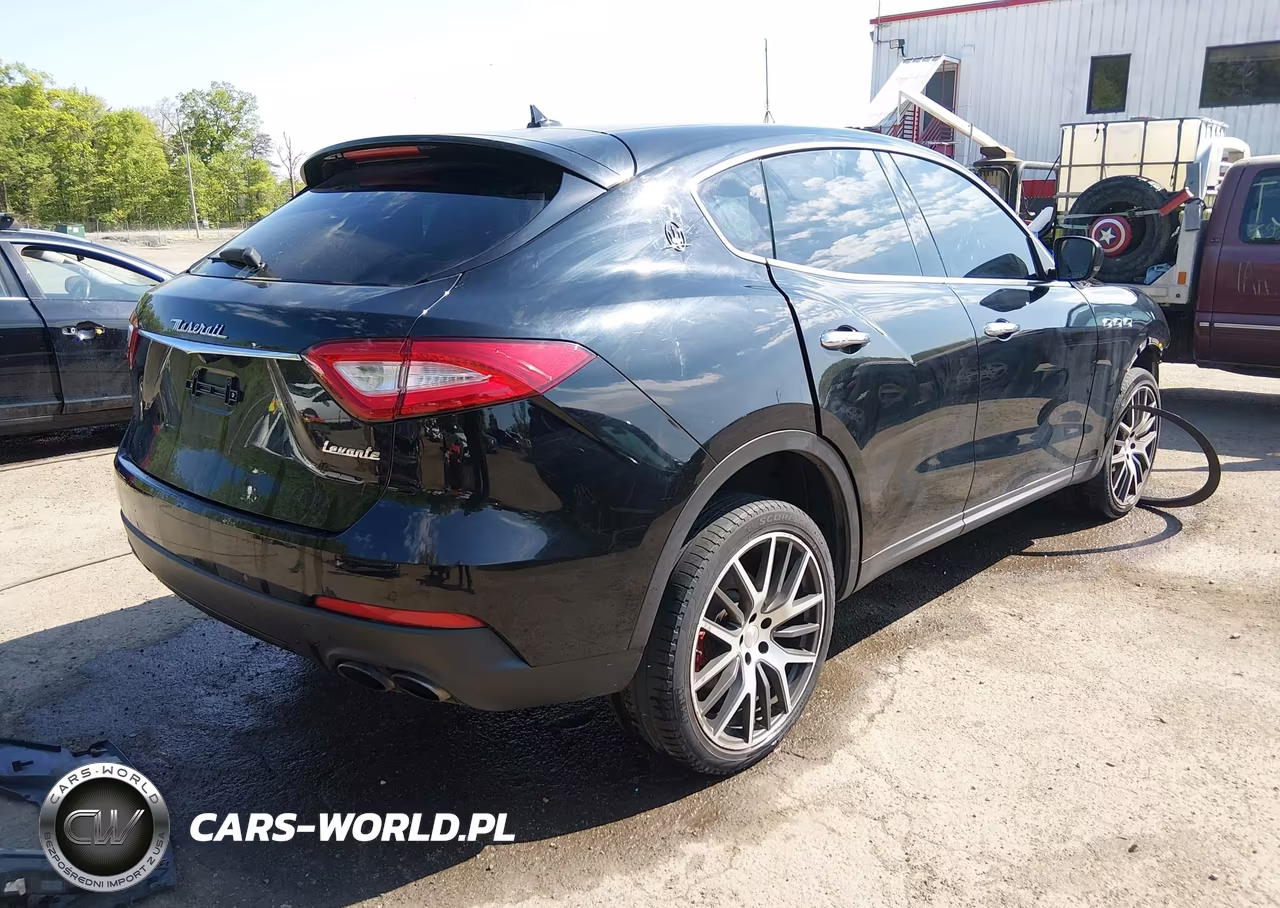 2017 Maserati Levante VIN:ZN661XUA4HX225784 - 4