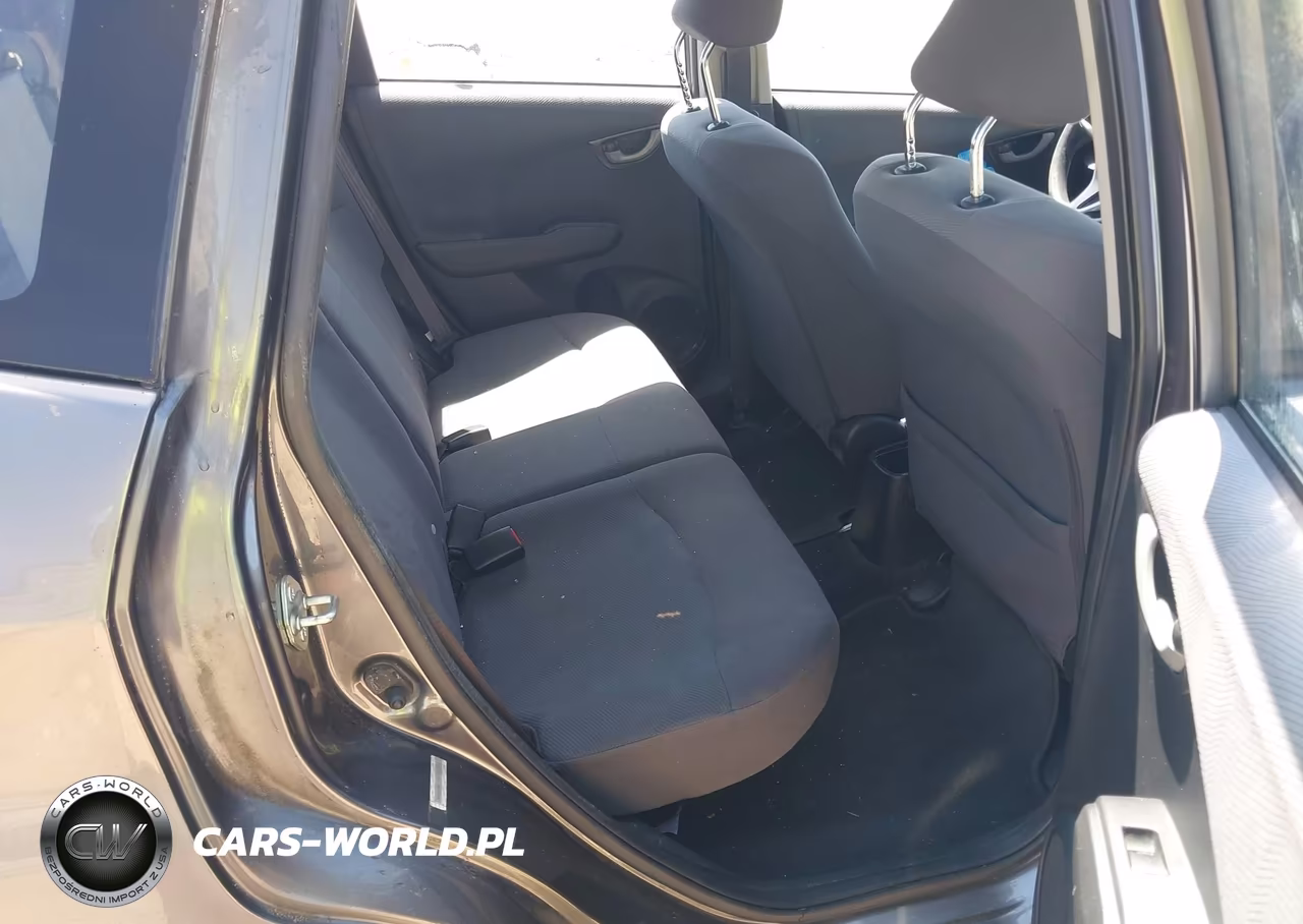 2013 Honda Fit VIN:JHMGE8H33DC028794 - 8