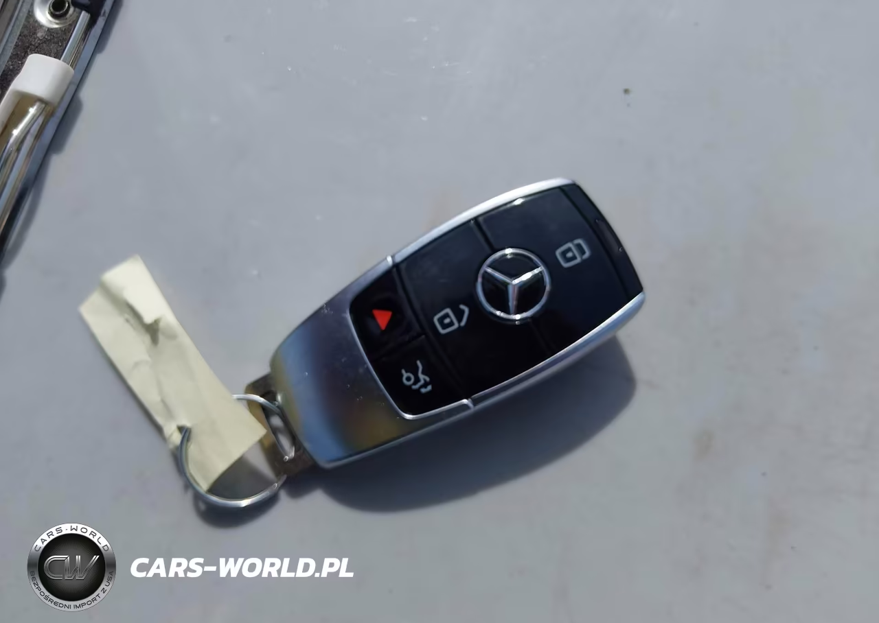 2019 Mercedes-Benz E 300 VIN:WDDZF4JB5KA505984 - 11