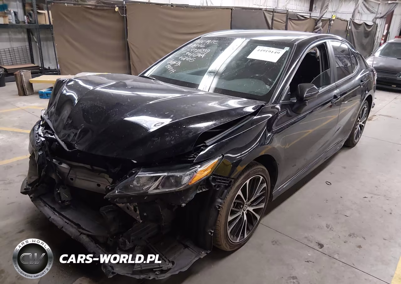 2020 Toyota Camry Se VIN:4T1G11AK2LU971589 - 2