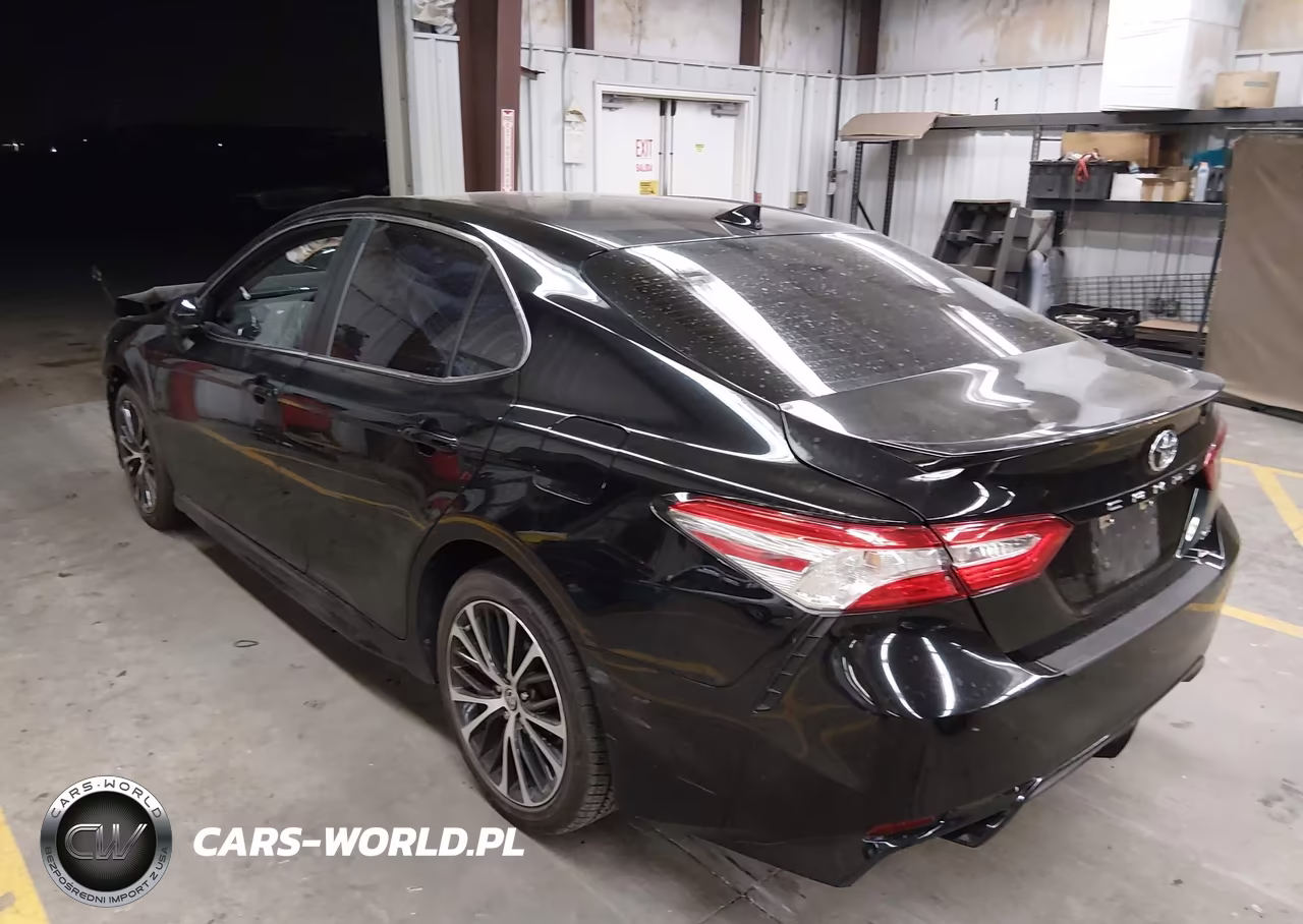 2020 Toyota Camry Se VIN:4T1G11AK2LU971589 - 3