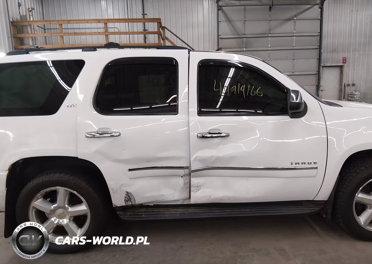 2010 Chevrolet Tahoe Ltz VIN:1GNUKCE02AR264458 - 6