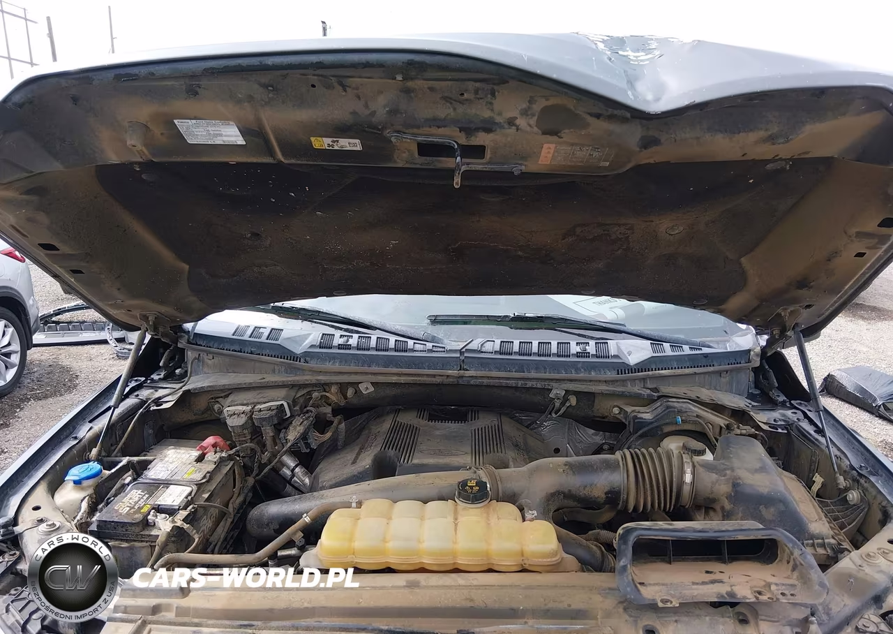 2019 Ford F-150 Lariat VIN:1FTEW1E47KKC07160 - 10