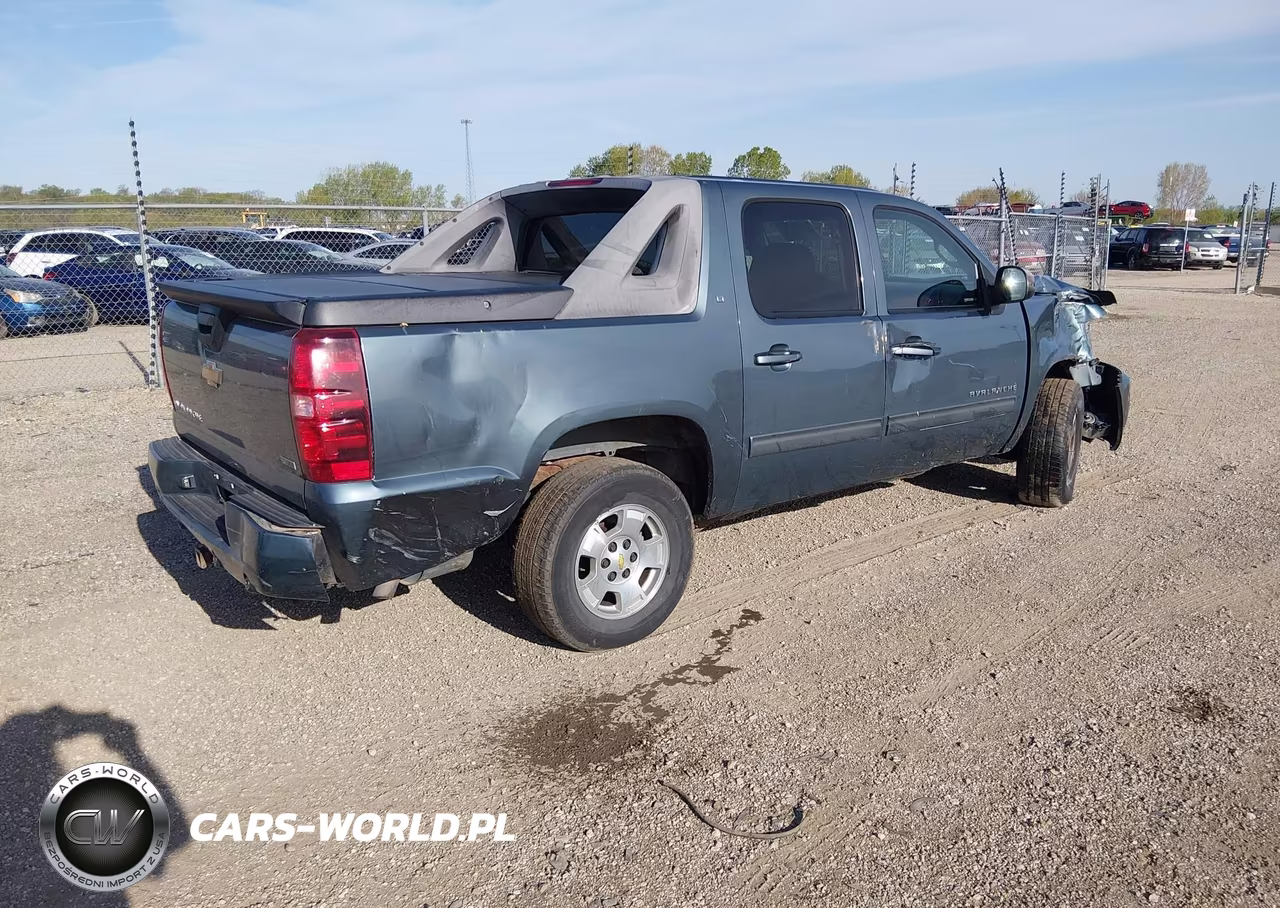 2011 Chevrolet Avalanche 1500 Lt1 VIN:3GNTKFE35BG382237 - 4