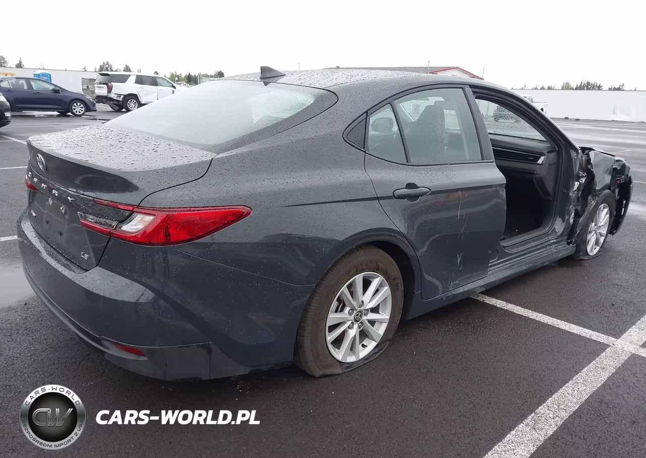 2026 Toyota Camry Le VIN:4T1DAACKXTU264823 - 4