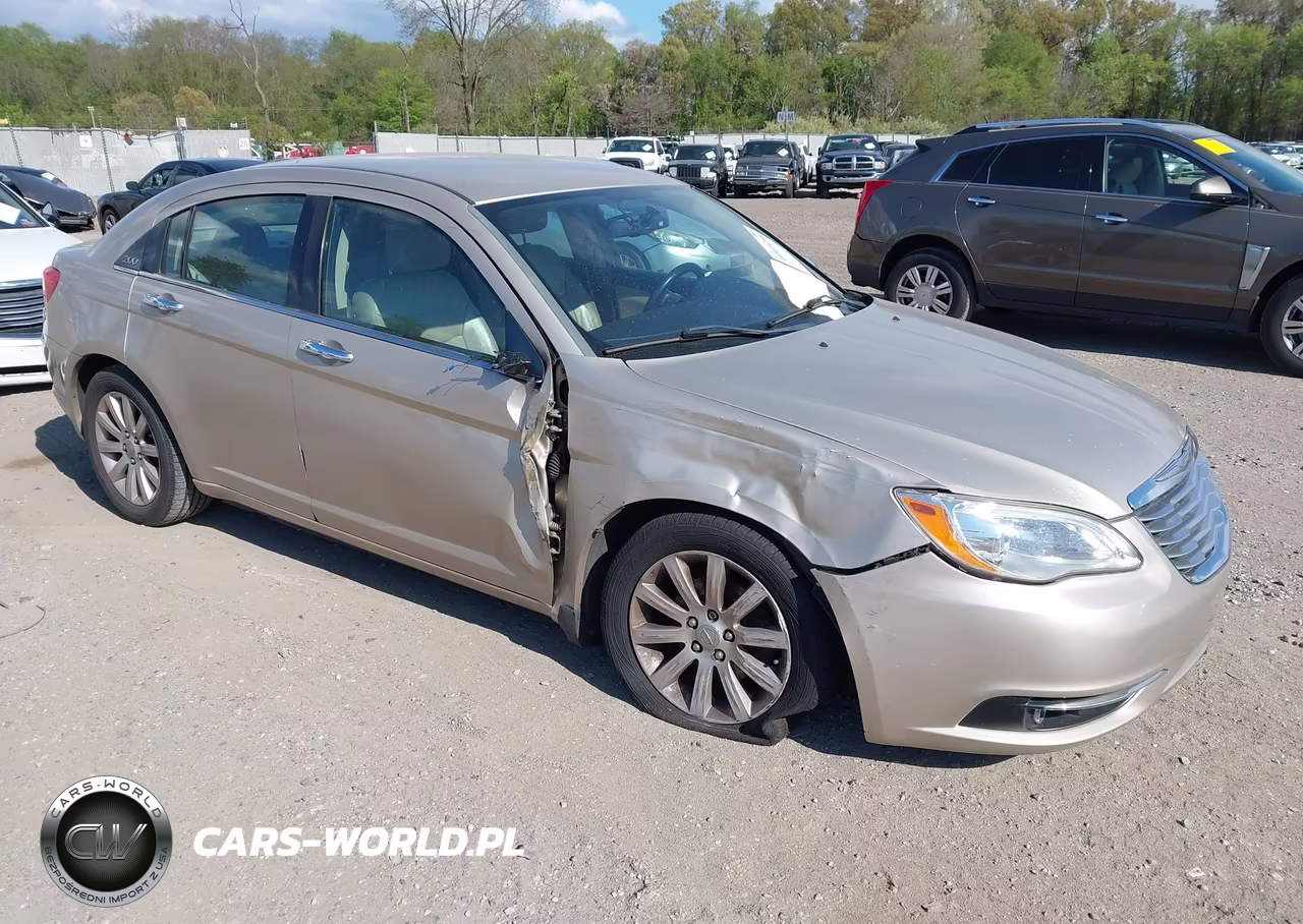 2013 Chrysler 200 Limited