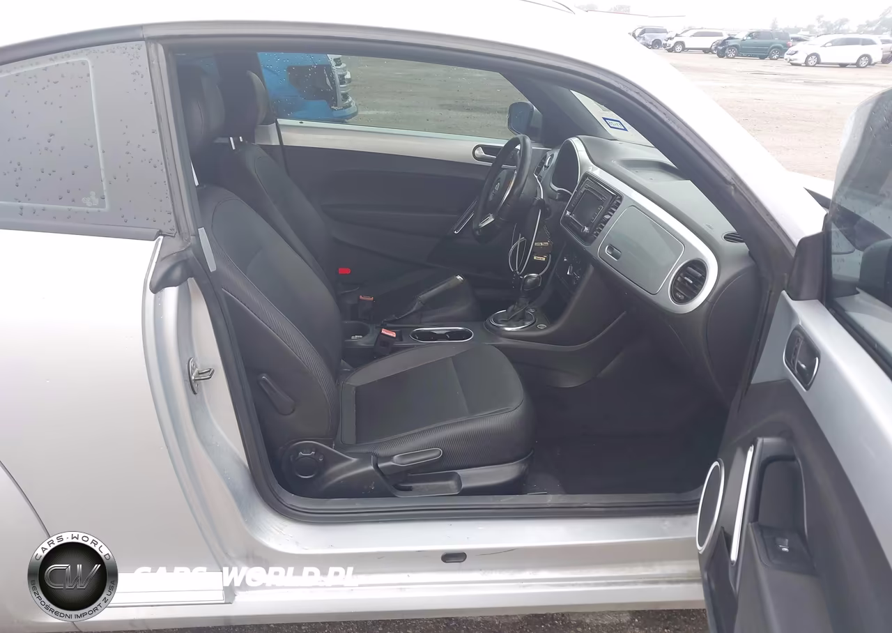 2014 Volkswagen Beetle 2.5L VIN:3VWJX7AT0EM629535 - 5