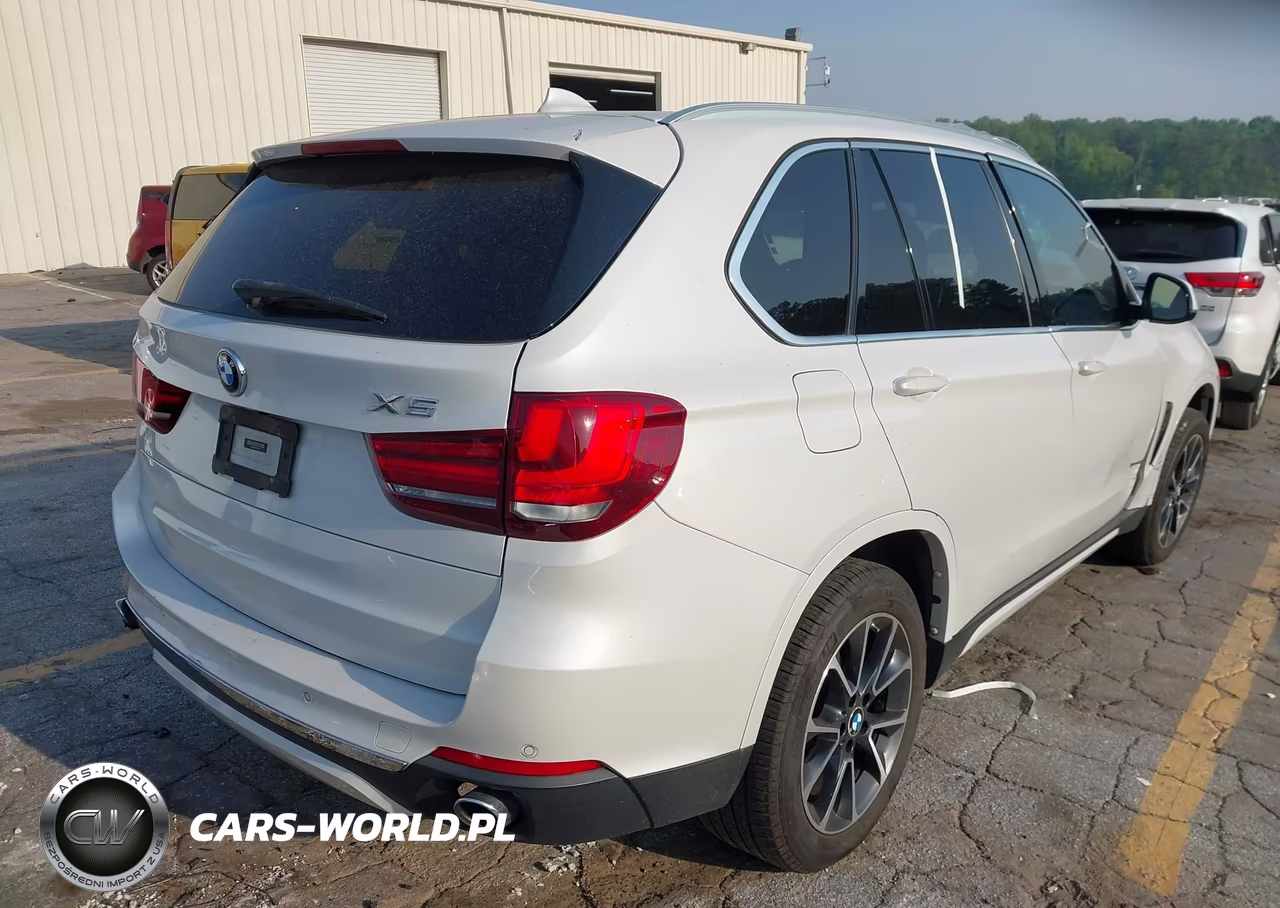 2017 BMW X5 xDrive35I VIN:5UXKR0C59H0U52285 - 4