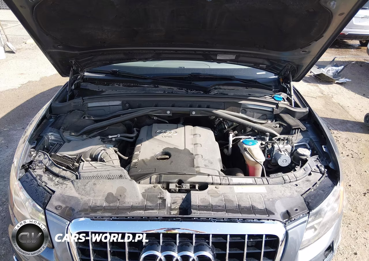 2012 Audi Q5 2.0T Premium VIN:WA1LFAFP1CA066863 - 10