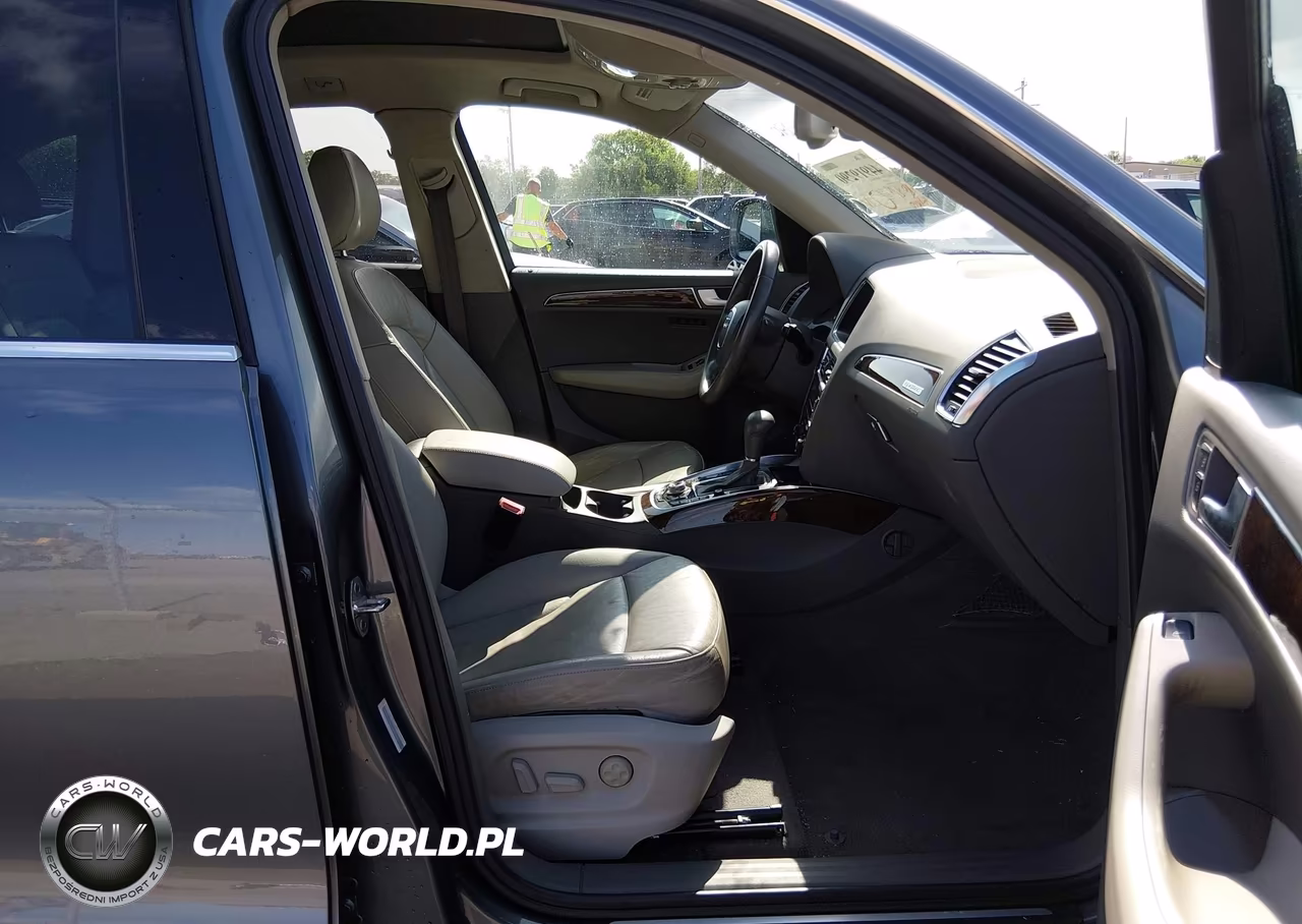 2012 Audi Q5 2.0T Premium VIN:WA1LFAFP1CA066863 - 5
