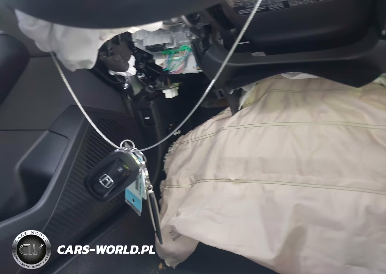2025 Honda Accord Hybrid Sport-L VIN:1HGCY2F7XSA096109 - 11
